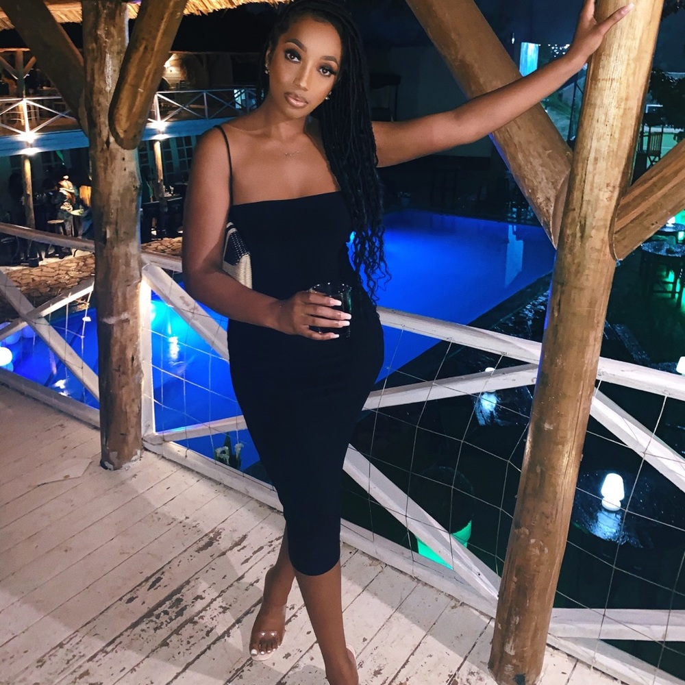 BLACK MIDI DRESS